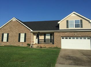 3881 Gaine Dr, Clarksville, TN 37040