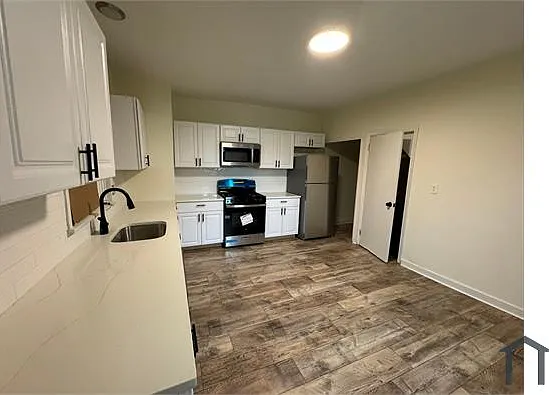 609 Highland Ave — Photo 8