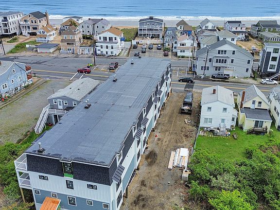 2nd image of 113 N End Blvd #3