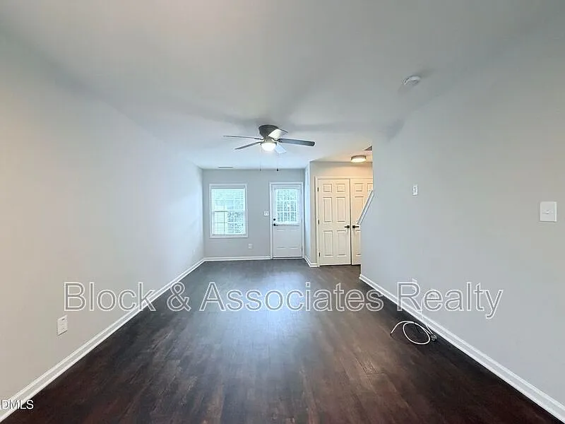 2 bed, 2.5 bath, $1,700 — Photo 4