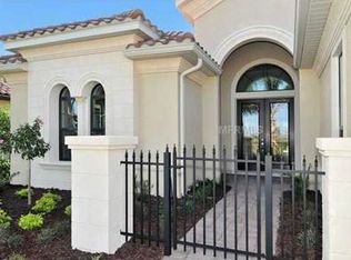 15304 Helmsdale Pl, Lakewood Ranch, FL 34202