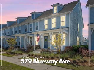 579 Blueway Ave, Summerville, SC 29486
