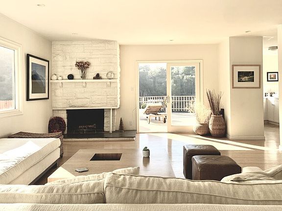 2nd image of 8139 Laurelmont Dr