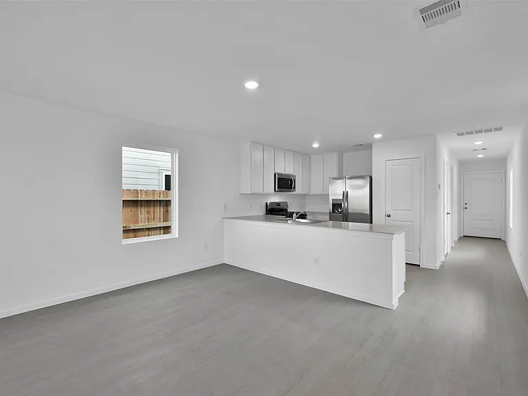 18243 Via Aurelia Dr — Photo 7