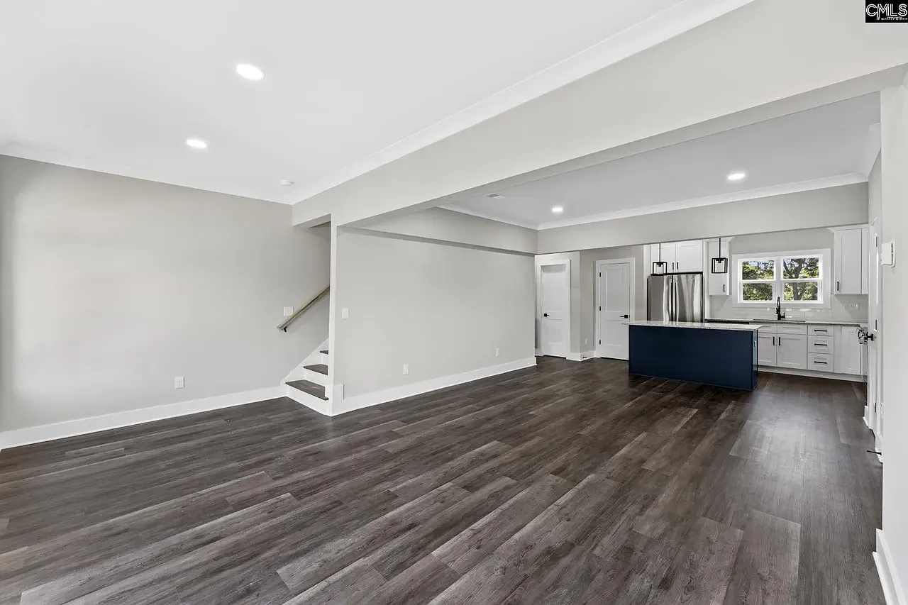 4 bed, 3.5 bath, 1843 sqft, $3,400 — Photo 4