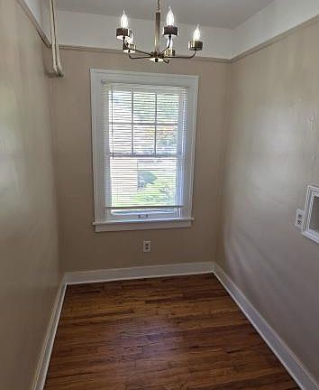 3rd image of 56 Waldo St