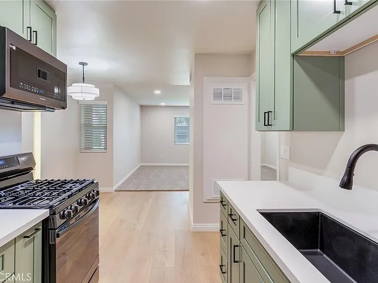 11119 Poplar St #C — Photo 17
