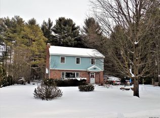 25 Merritt Rd, Queensbury, NY 12804