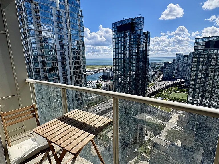 10 Navy Wharf Ct #4501 — Photo 2