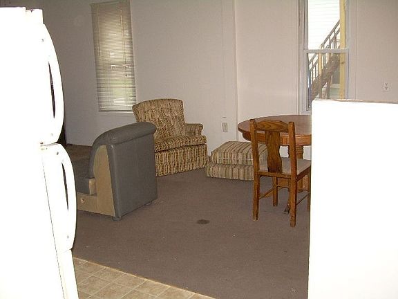 3rd image of 1434 Woodruff Ave