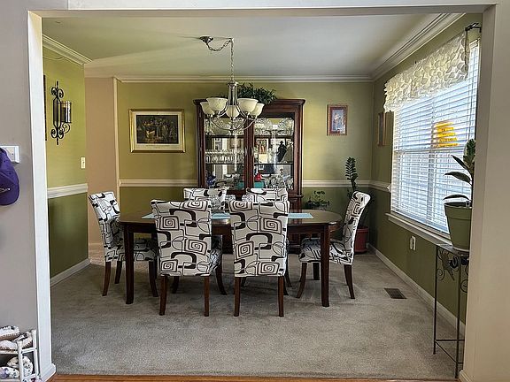 2nd image of 3511 Courtleigh Dr