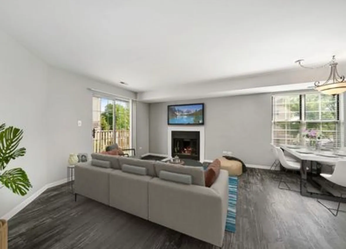 2 bed, 1.5 bath, 1100 sqft, $2,300 — Photo 1