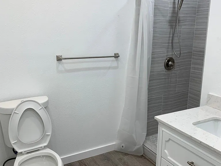 174 44th Ave #1 — Photo 4