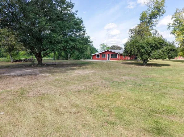 5883 Fm 328, Huntington, TX 75949