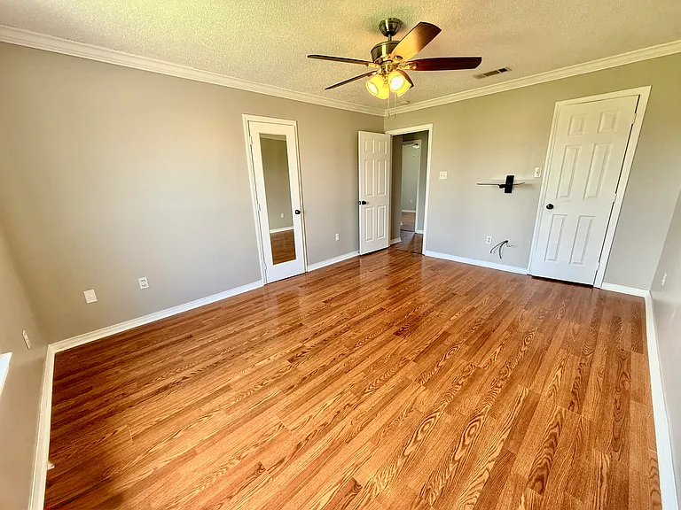 2720 Bayou Black Dr — Photo 9