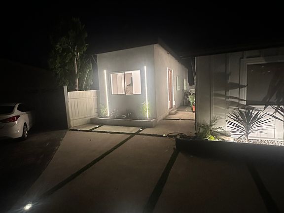 2nd image of 22901 Bassett St #22903