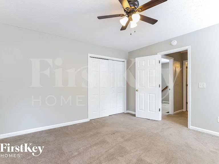 9215 Fleetwood Trl — Photo 12