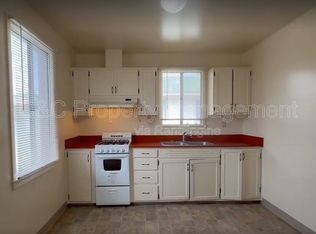 225 Carmel Ave APT E, Marina, CA 93933
