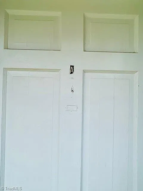1 bed, 1.0 bath, 660 sqft, $900 — Photo 2