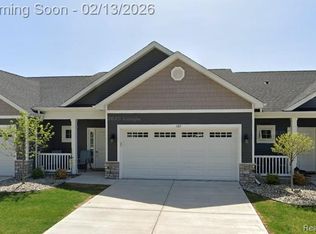 107 Crescent Ave, Linden, MI 48451