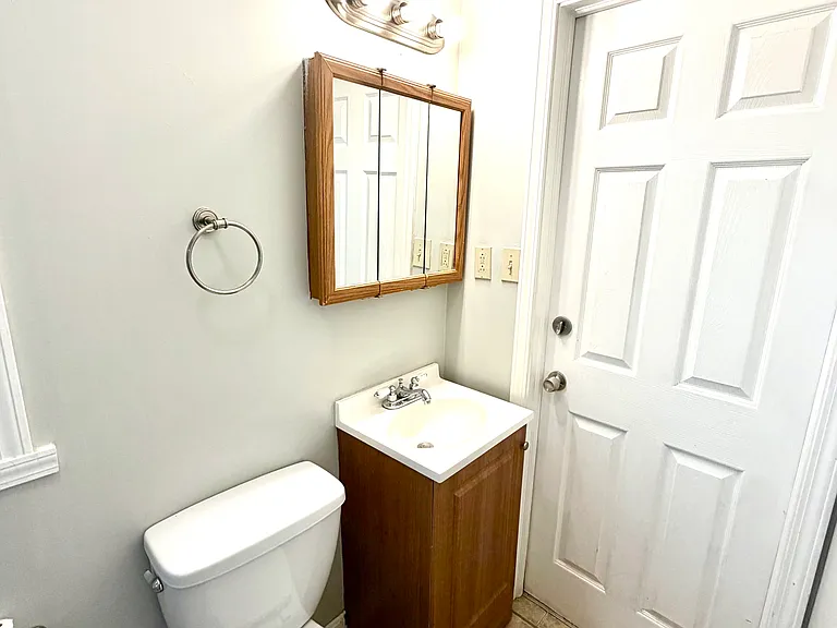 1870 W 45th St — Photo 17