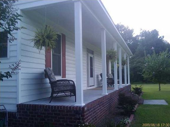 Full front porch