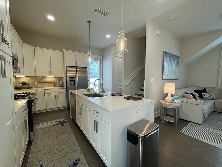 85 Beach View Dr — Photo 4