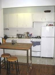 4th image of 184 Amity St APT 2a
