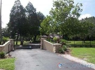 15435 N Morris Bridge Rd, Thonotosassa, FL 33592