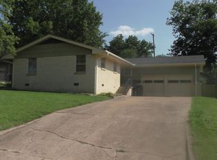 4713 Cornell Dr, Bartlesville, OK 74006