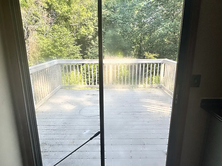 3335 Hillside Dr — Photo 15