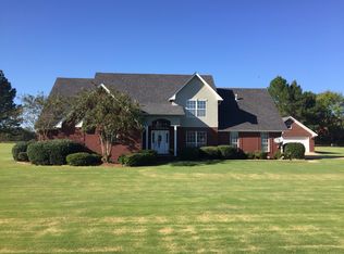 104 Ridgeview Cv, Tupelo, MS 38801