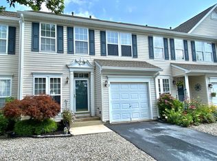 3 Skimmer Ln, Bayville, NJ 08721