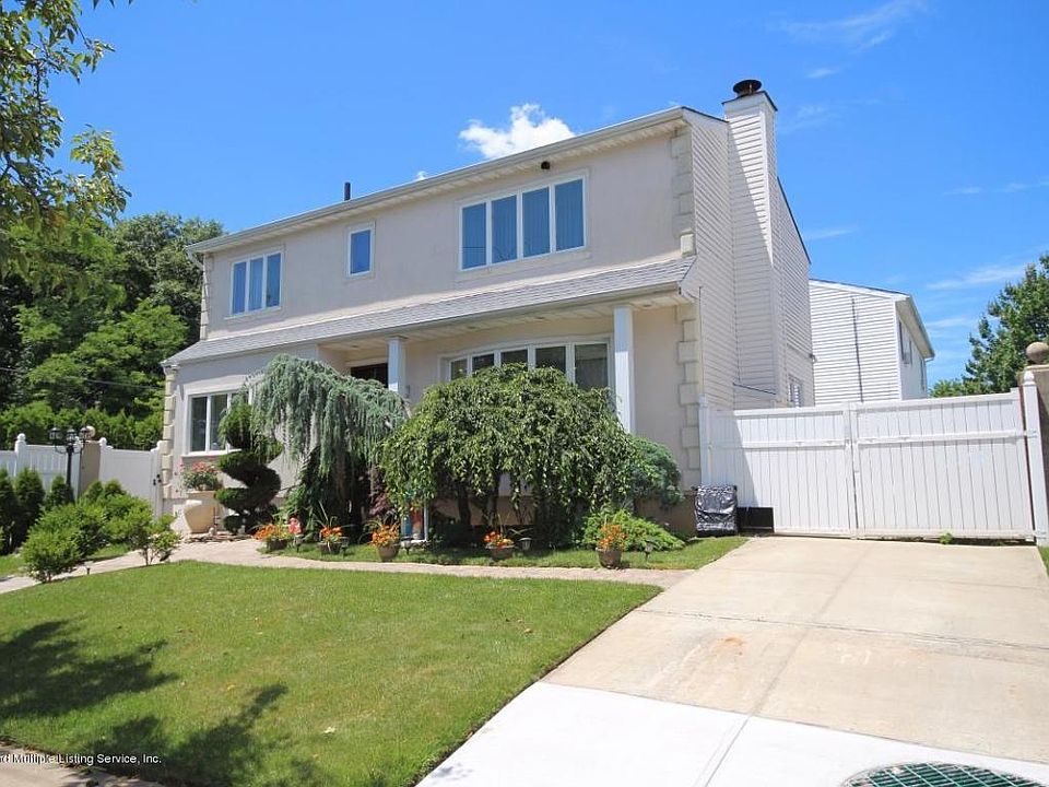 1888 Drumgoole Rd W, Staten Island, NY 10309 Zillow