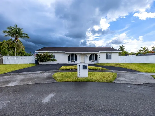 16713 SW 107th Pl, Miami, FL 33157