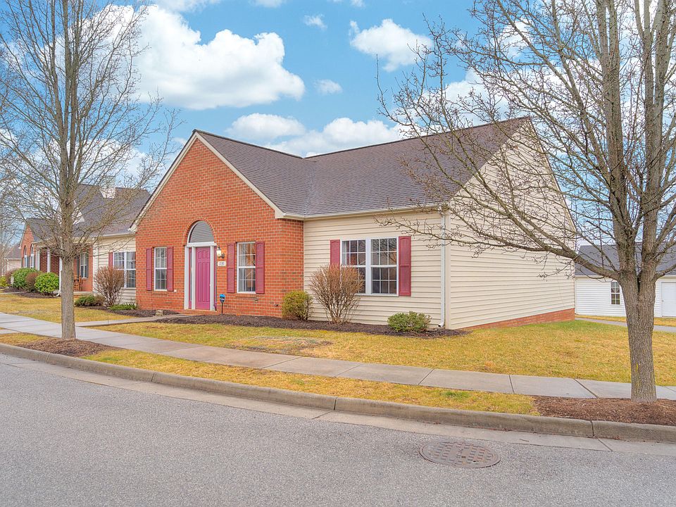 1st image of 1735 Lions Dr NW