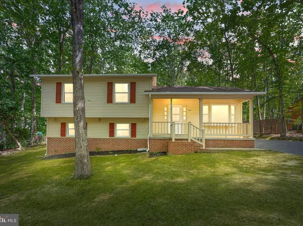 447 Laurel Ave, Fredericksburg, VA 22408