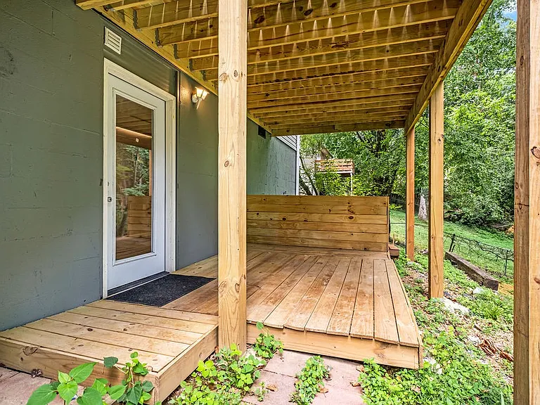 1703 Winding Way Dr — Photo 11