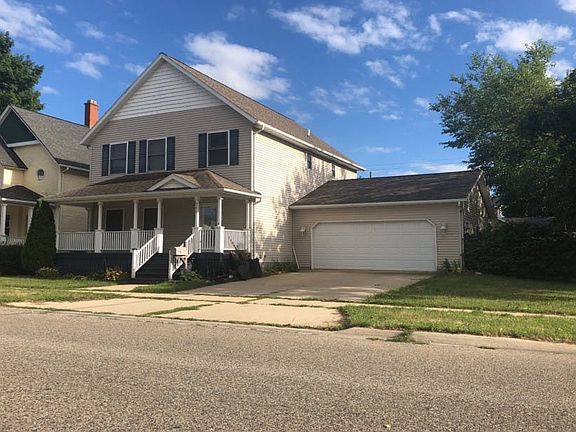 3rd image of 740 White St