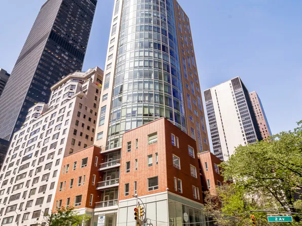 250 East 49th Street 10A image 16 of 16