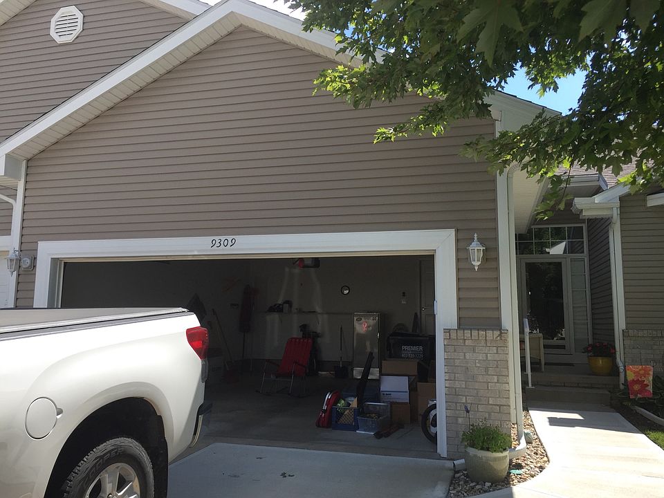 1st image of 9309 Hillcrest Dr