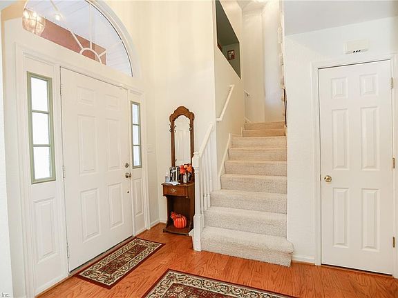 3rd image of 87 Meredith Way