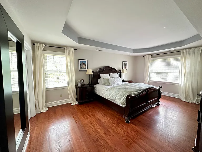 Glen Hollow Dr — Photo 10