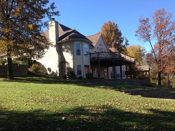 2nd image of 104 Sherwood Dr