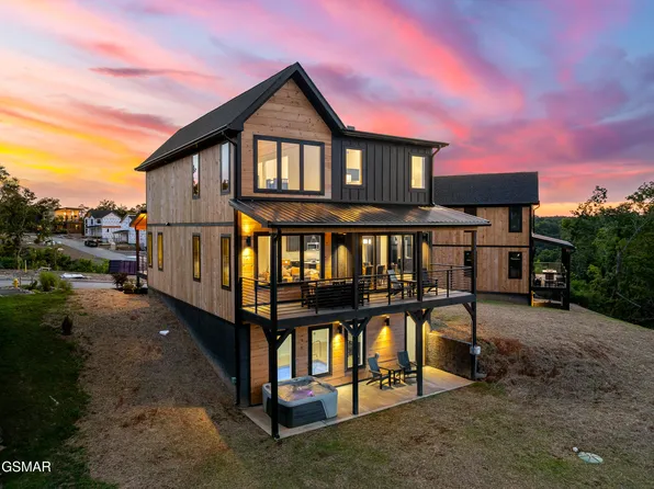 1409 Reedmont Way, Sevierville, TN 37876