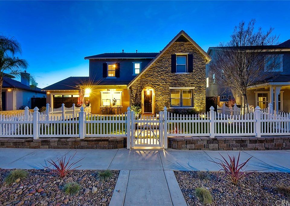 1st image of 32525 Juniper Berry Dr