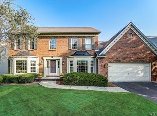 26 Mount Holyoke Ct, Getzville, NY 14068
