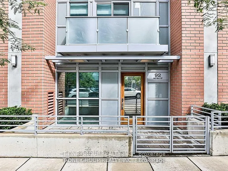 92 McGill St — Photo 1
