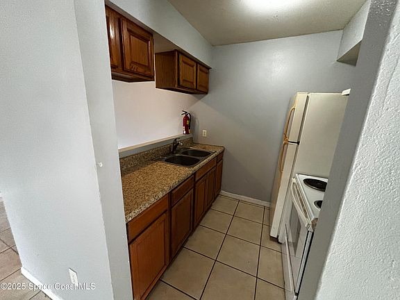 4th image of 539 Rock Pit Rd