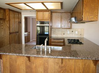 7664 Peach Ave, Hesperia, CA 92345